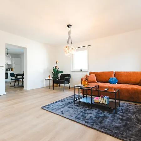Ferienwohnung Fuer 4: Wifi, Kueche, Netflix, Zentral Bad Neuenahr-Ahrweiler Exterior photo
