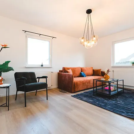 Ferienwohnung Fuer 4: Wifi, Kueche, Netflix, Zentral Bad Neuenahr-Ahrweiler Exterior photo
