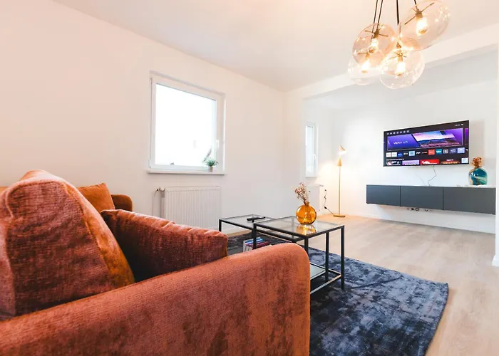 Ferienwohnung Fuer 4: Wifi, Kueche, Netflix, Zentral
